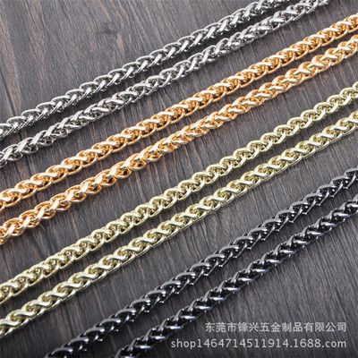 时尚箱包五金配件 手提包配件镀金不生锈五金华体会在线_华体会(中国)
包包潮款灯笼链 - 2