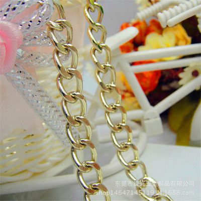 金属华体会在线_华体会(中国)
铁磨链 浅金色电镀箱包华体会在线_华体会(中国)
  - 3